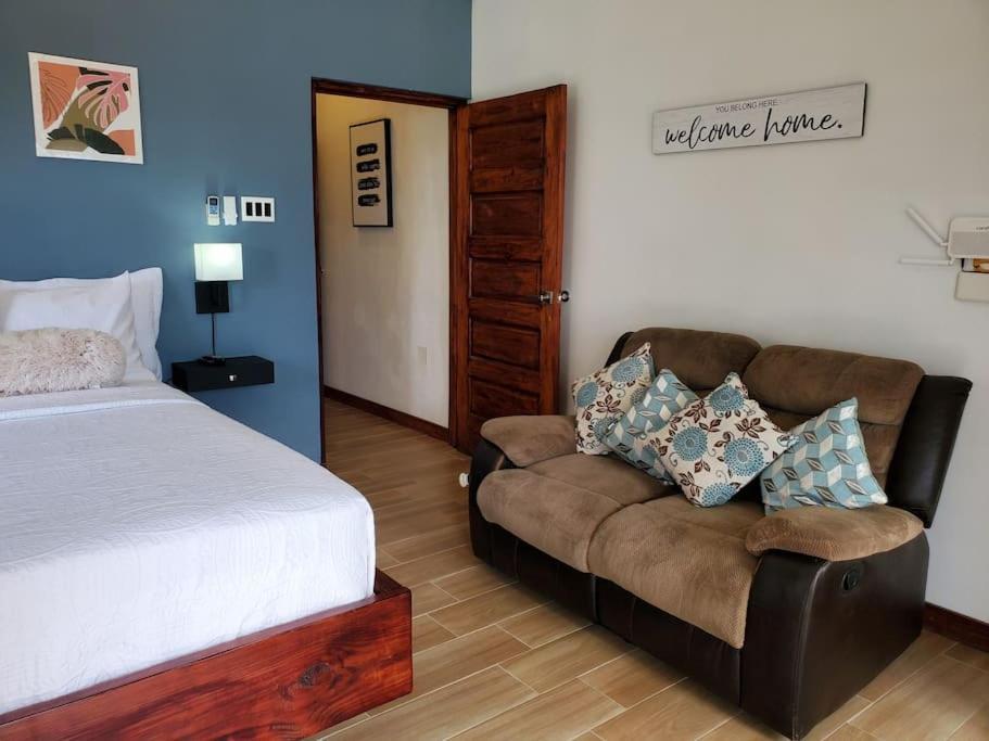 'The Solace' New Luxury Modern 1Bed 1Bath Apt. Portmore Exterior photo