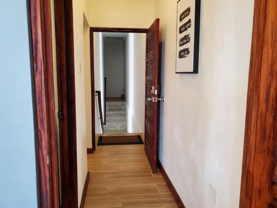 'The Solace' New Luxury Modern 1Bed 1Bath Apt. Portmore Exterior photo
